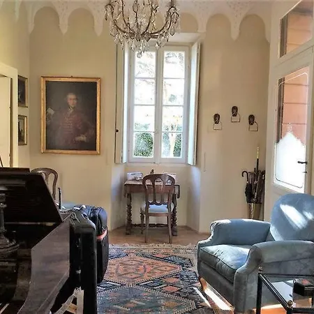 Lucia - Private Access