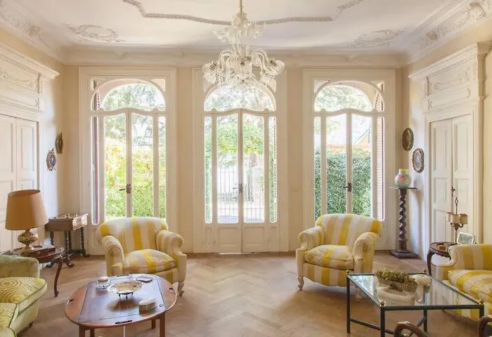 Lucia - Private Access