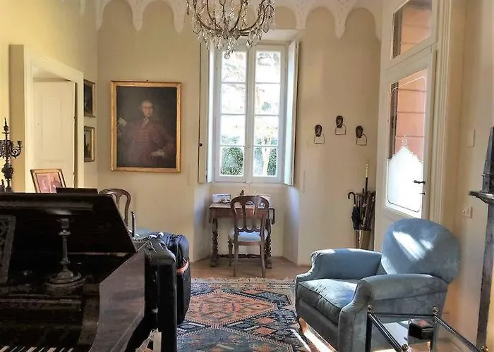 Lucia - Private Access